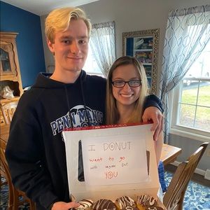 Meet your Posher, Elise